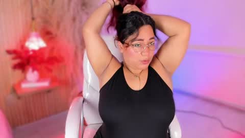 M E L I S S A  online show from April 15, 11:57 am