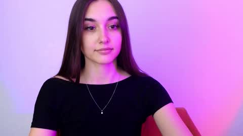 Mel online show from November 2, 11:32 am