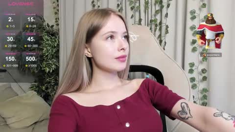 Snapshot of mell_milles chatting on October 23, 3:46 pm mell milles online show from October 23, 3:46 pm