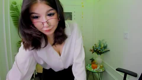 mellsawertyq online show from October 26, 8:08 pm