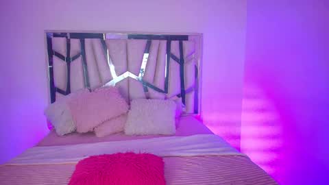    online show from January 5, 5:27 pm