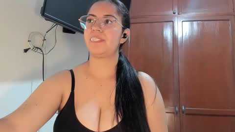Dani online show from May 9, 1:44 am