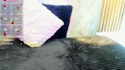 melodylanee online show from October 9, 11:48 am