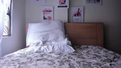 sophia online show from October 14, 9:18 pm