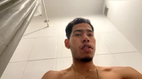 memolesta13 online show from April 25, 9:44 am