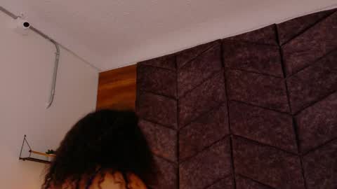  Memphis Williams  online show from March 25, 3:02 am