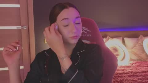 Mencialo online show from September 9, 2:11 am