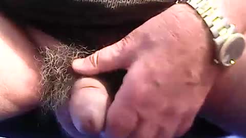 menwith64 online show from December 19, 12:12 pm