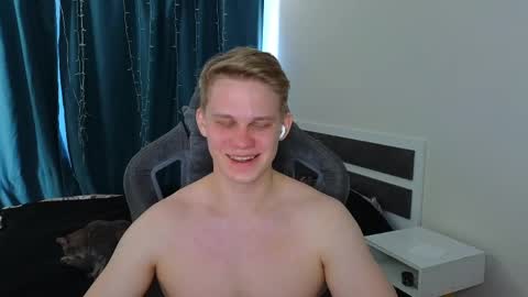 Mickey online show from March 30, 10:48 am