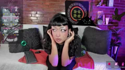 Snapshot of meow_mota chatting on September 10, 10:22 pm Valentina online show from September 10, 10:22 pm