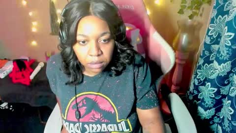 Mercedes Redd online show from April 22, 1:40 pm