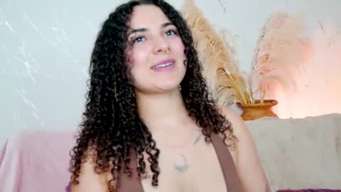 Merida Bell online show from June 21, 8:59 pm