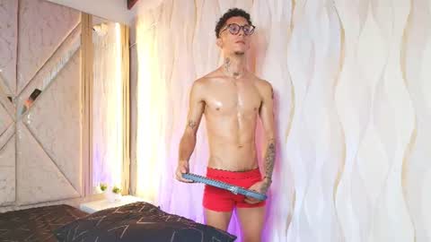 merlin_2026 online show from July 18, 8:22 pm