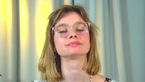 Merlin online show from April 11, 6:34 pm