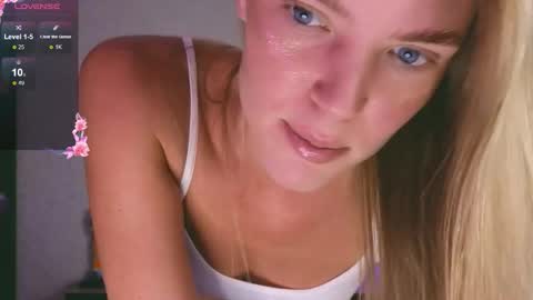 Susan online show from November 14, 4:09 pm