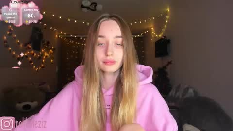 Sara online show from January 10, 1:05 pm