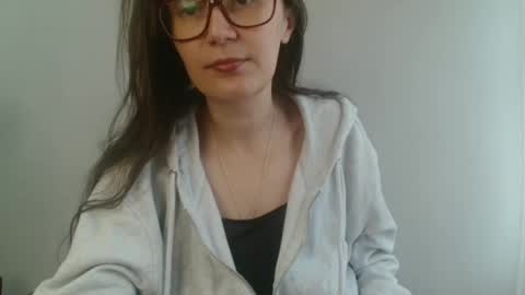 Jessica online show from October 10, 8:42 am