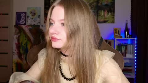 Eva online show from March 30, 7:03 pm