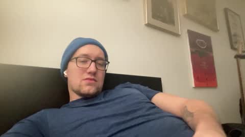 metallica92786 online show from March 2, 4:28 am