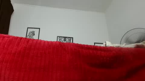 mhia1972 online show from September 15, 11:06 pm