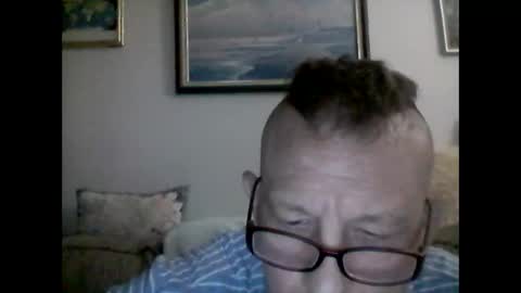 mhitch924 online show from May 24, 1:35 am
