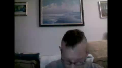 mhitch924 online show from May 28, 1:58 am