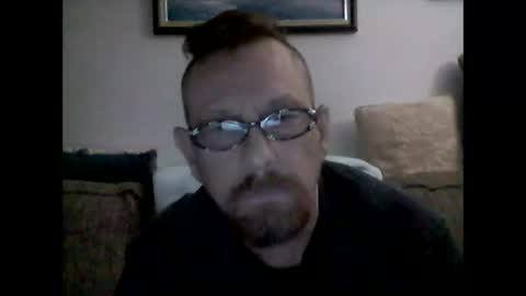 mhitch924 online show from June 1, 1:51 am