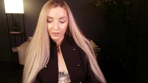 mi1a_ online show from April 3, 8:54 am