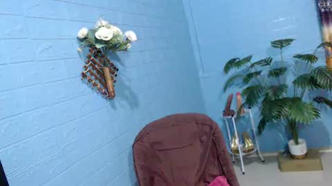 Cretchie  For You online show from June 16, 2:37 am