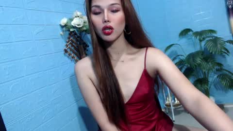 Cretchie  For You online show from July 9, 2:15 am