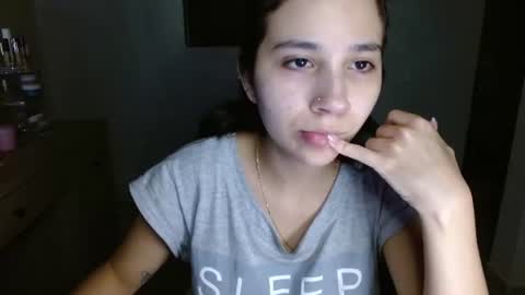 Mia online show from July 8, 4:05 am