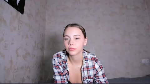 Mia  next stream Thursday 1400 UTC1 Friday 1400 UTC1 online show from February 26, 1:22 pm