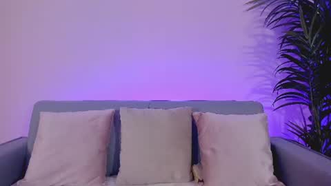 Sarah Luna online show from July 25, 8:18 pm