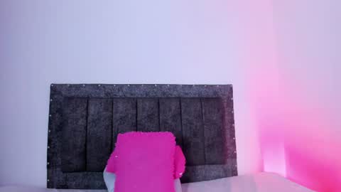 FERNANDA  online show from July 22, 11:45 am