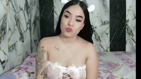 mia online show from August 10, 3:33 am
