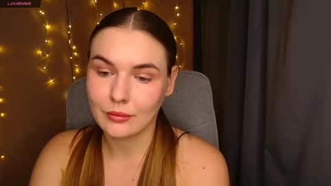 mia_lemm online show from October 9, 6:46 pm
