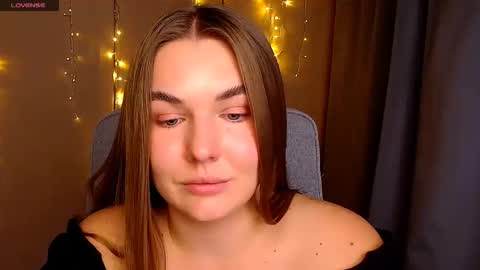 mia_lemm online show from September 26, 12:46 pm