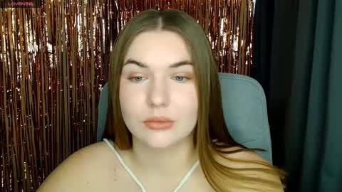 mia_lemm online show from January 6, 7:45 am