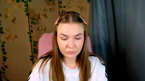 mia_lemm online show from July 23, 7:06 am