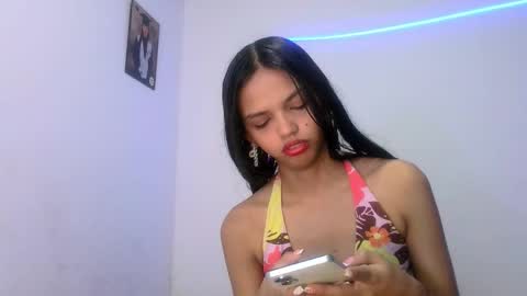 mia lucy 21 online show from November 21, 8:18 pm