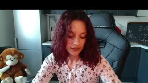 mia_luiza online show from June 26, 9:48 am