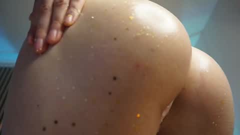 Mia here Appreciate your support online show from February 18, 7:19 pm