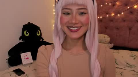 mia_miel69 online show from August 1, 9:22 am