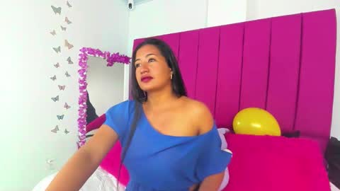 MiaMiller online show from February 7, 8:45 pm