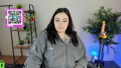 Mia online show from January 13, 1:02 am