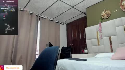 MIA HOT online show from April 22, 2:02 pm