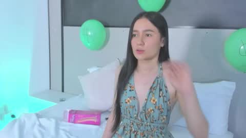 M I A online show from March 17, 12:21 pm