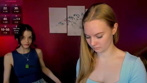 mia_starrr_ online show from December 4, 10:15 am