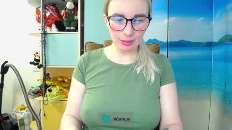 Mia. online show from February 8, 12:41 pm