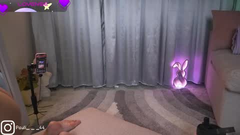 Snapshot of mia_v7 chatting on September 27, 1:25 am Mia online show from September 27, 1:25 am